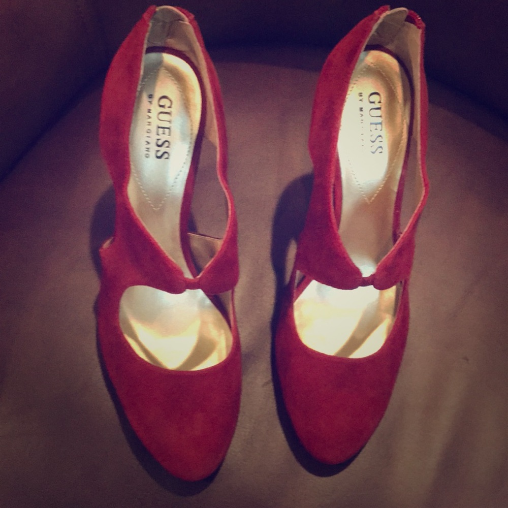 Guess stilettos